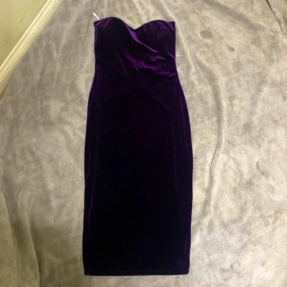 Velvet Dark purple strapless dress